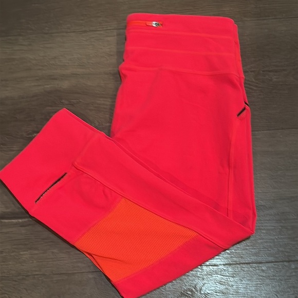 Athleta Relay Capri Pants Size Small Neon Pink/Orange/Heather Grey - Picture 6 of 12